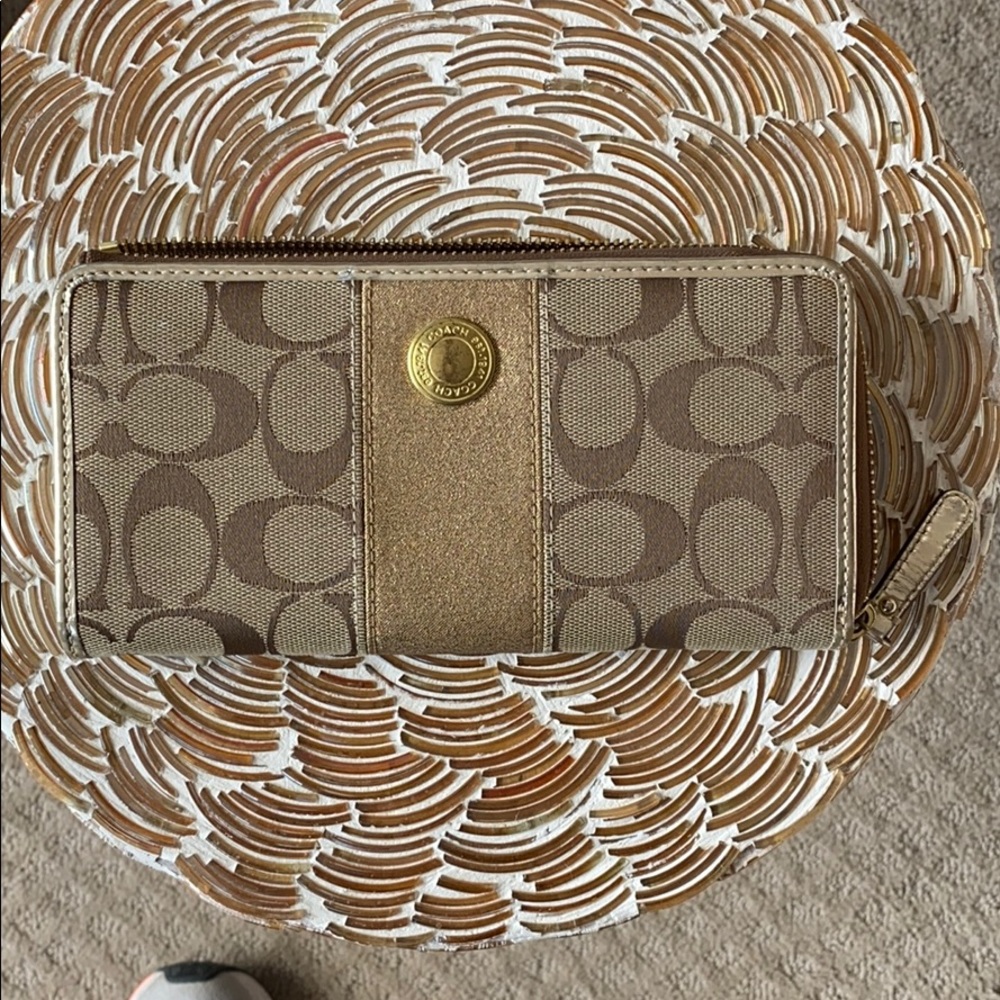 Coach wallet
